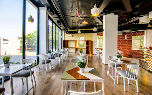 Sunday Hotel Chandigarh Zirakpur