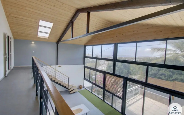 Villa Jacinthes - 250m2 à Saint Denis