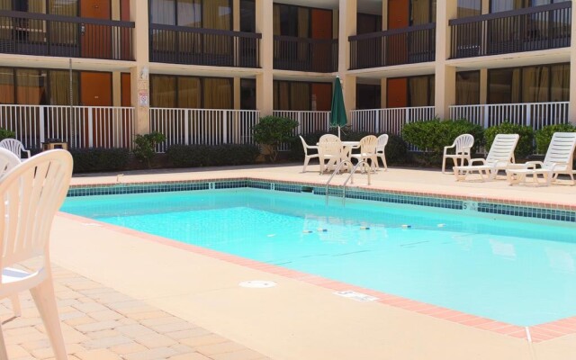 Hotel Cabana Oceanfront/ Boardwalk