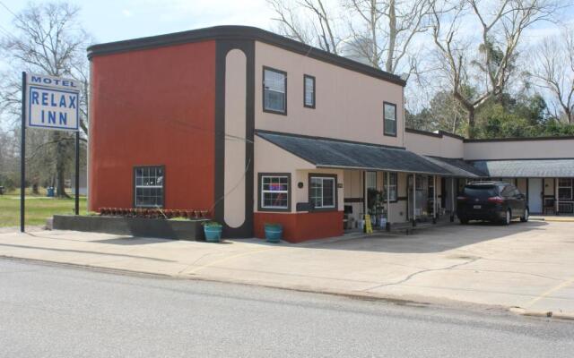 Relax Inn Motel