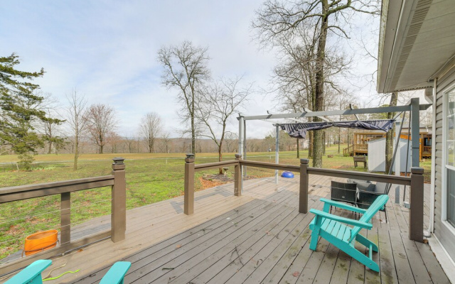 Mountain-view Ozarks Home Near Eureka Springs