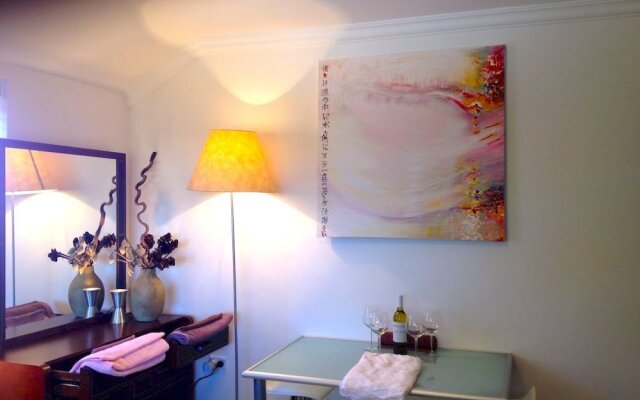 Castlepeak HomeStyle Accommodation