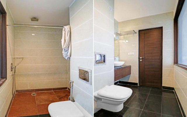 OYO 90654 Hotel Grand Luxury