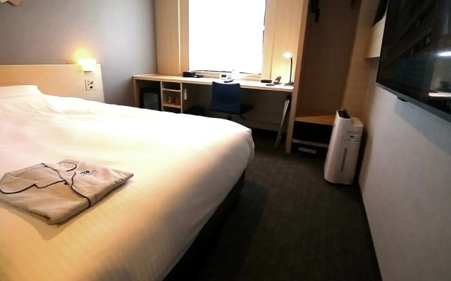 JR Clement Inn Kochi