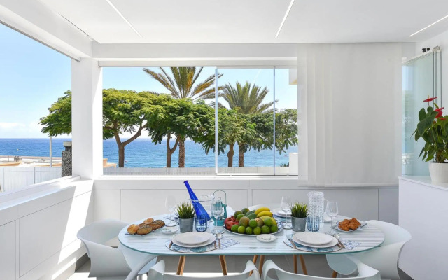 Aida 206 by VillaGranCanaria