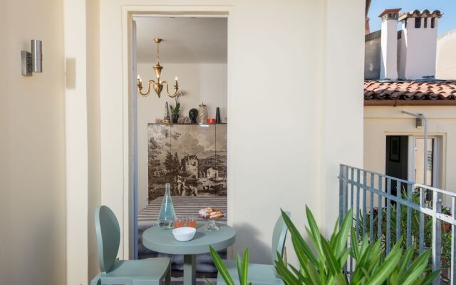 L'8 Boutique Design Apartments
