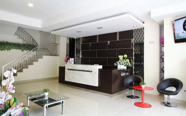 Airy Wenang Sam Ratulangi 138 Manado
