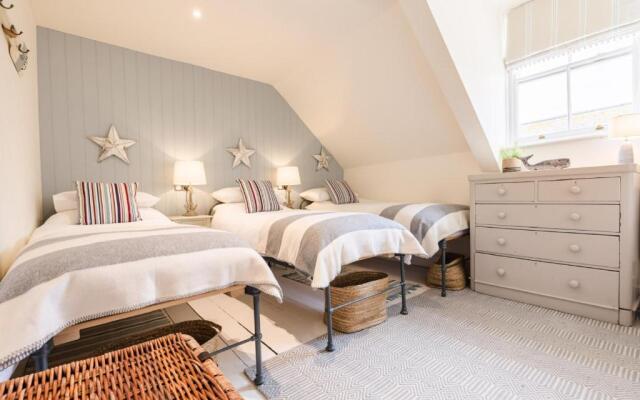 Chart House Sleeps 6