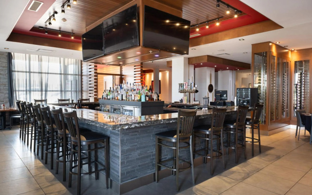 Four Points by Sheraton Edmonton International Airport