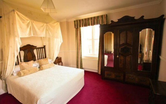 Kilcooly's Country House Hotel