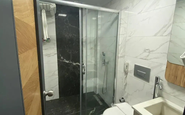 Miyas Luxury Hotel