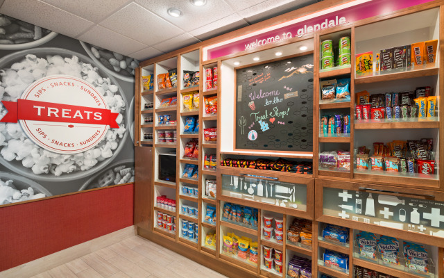 Hampton Inn & Suites Phoenix Glendale-Westgate