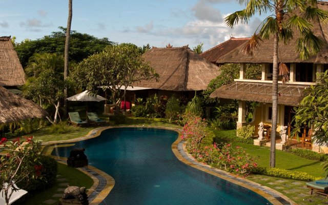 Rumah Bali Nusa Dua