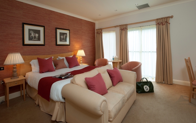 Careys Manor & Senspa