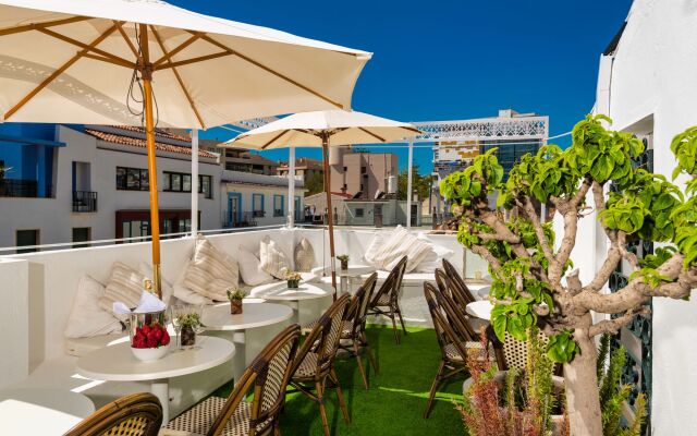 The Town House - Adults Only