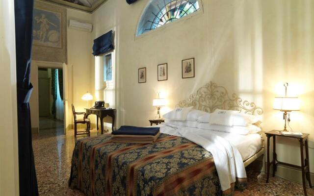 Antica Casa Zucchini B&B