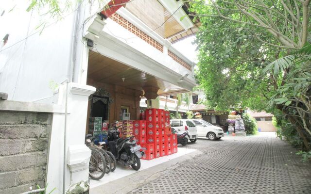 艾里巴厘岛萨努尔德纳乌波索 23 号丹帕沙酒店(Airy Sanur Danau Poso 23 Denpasar Bali)