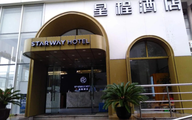 Starway Hotel at Pudong