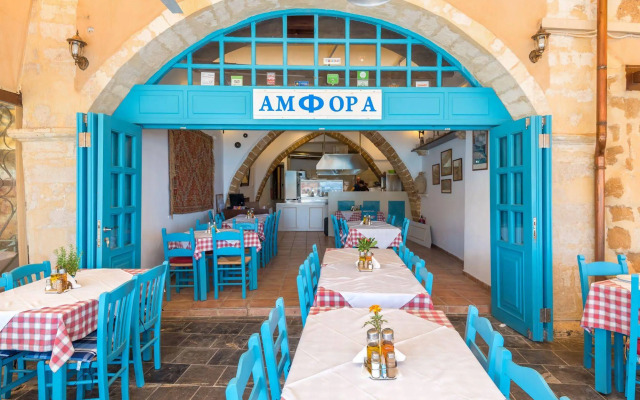Amphora Hotel