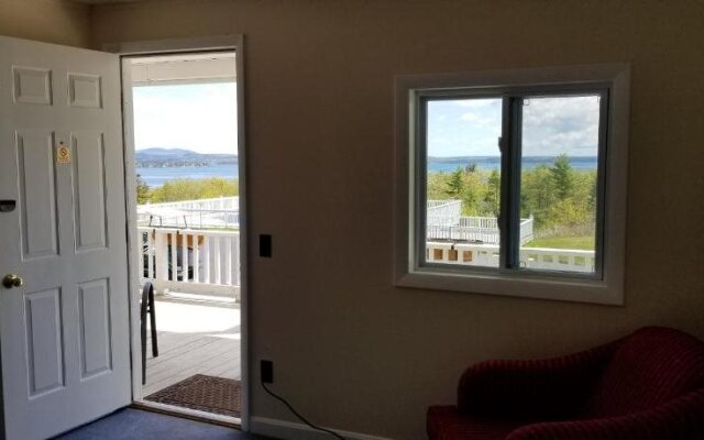 Acadia Ocean View Hotel
