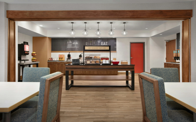 Hampton Inn Yorkville