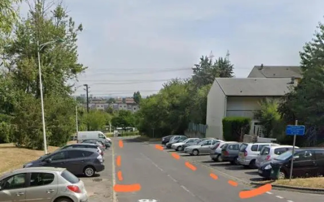 Chambre 14m² proche Saclay / Massy bus à 2' à pied