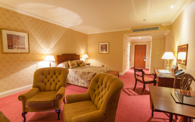 Luton Hoo Hotel, Golf And Spa