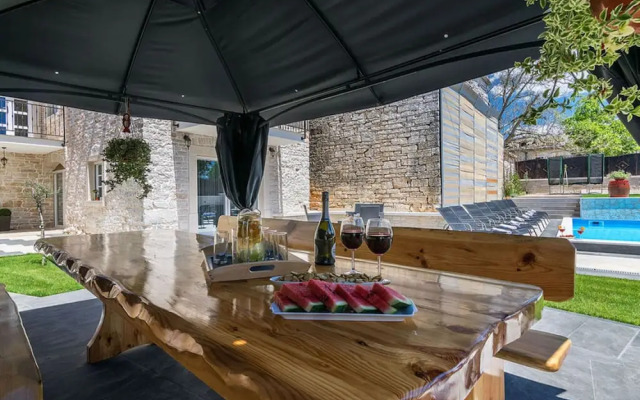 Villa Patrick Comfortable Holiday Residence