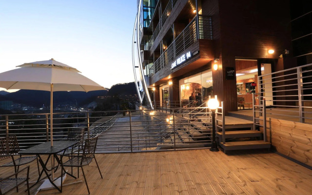 Radiance Tourist Hotel