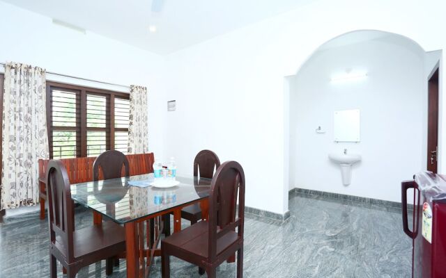 OYO 14841 Indra Holiday Home