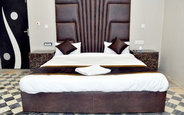 Hotel Aalishan Garden