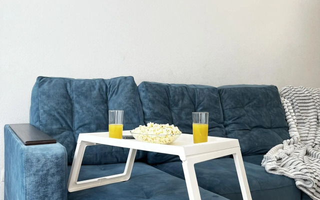 Apartments on Yasny Bereg street 33
