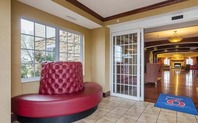 Sleep Inn & Suites