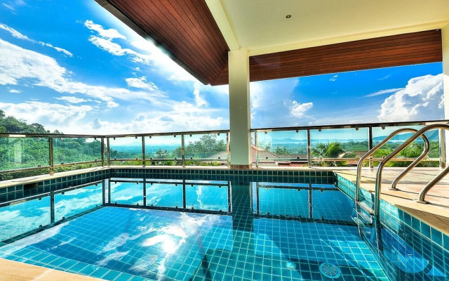 Luxury Seaview Pool Villa at Chalong