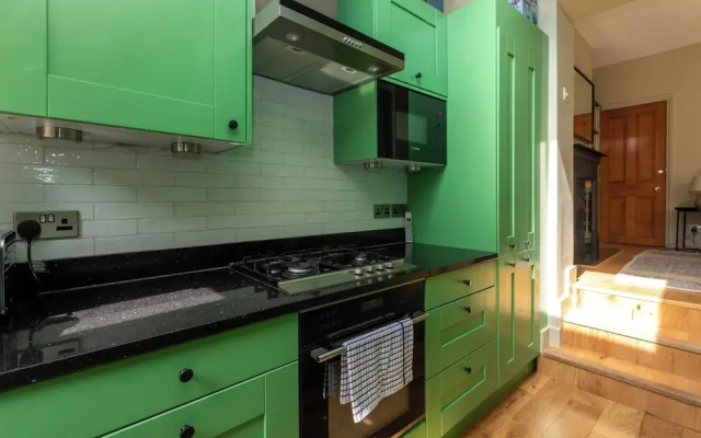 Beautiful & Cosy 2BD House - Southwark