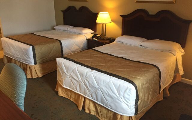 Travelodge by Wyndham Lynchburg