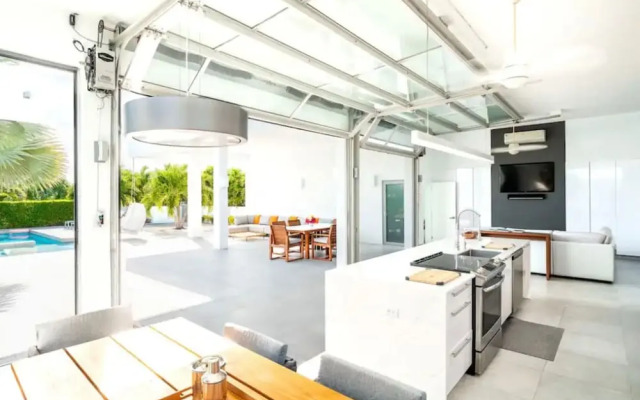 Entire Villa in Long Bay Beach