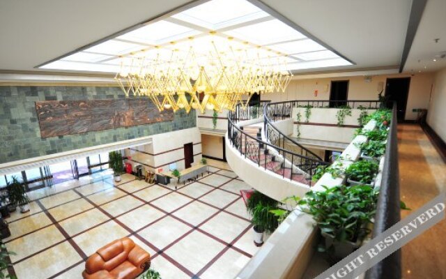 Petroleum Hotel
