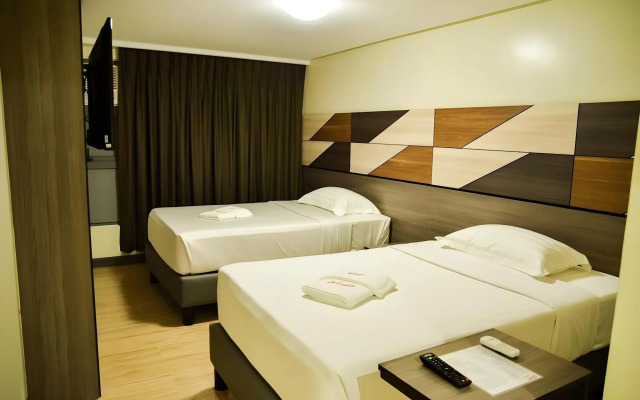 Travelite Hotel Legarda