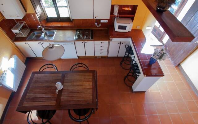 Modern Holiday Home in Subirats With Swimming Pool