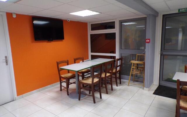 Premiere Classe Cambrai - Proville
