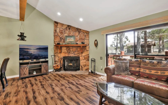 Woodland Retreat #2548