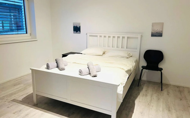 Big House for 10 People