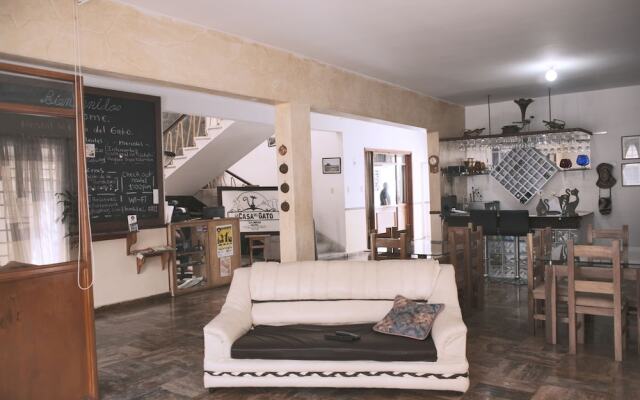 Hostal Casa Del Gato Cali