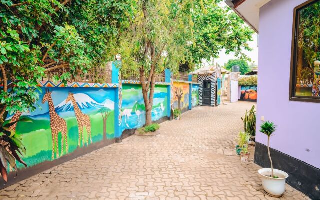Arusha Giraffe Lodge