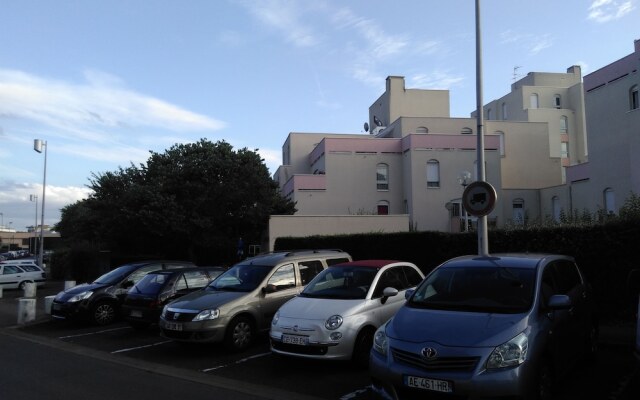 Appartement 2 pièces avec Grande Terrasse