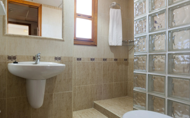 Apartamentos La Era Park