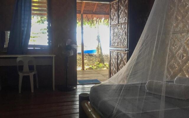 beach house resort and dive center