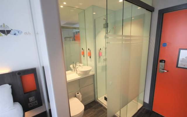 easyHotel Belfast