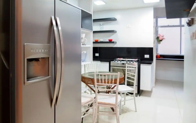 LinkHouse Lovely & Classic 3BDR C1-0010